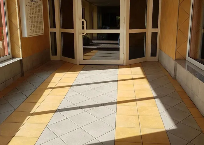 Sonnenschein Mit Pool Apartamento Lahnstein