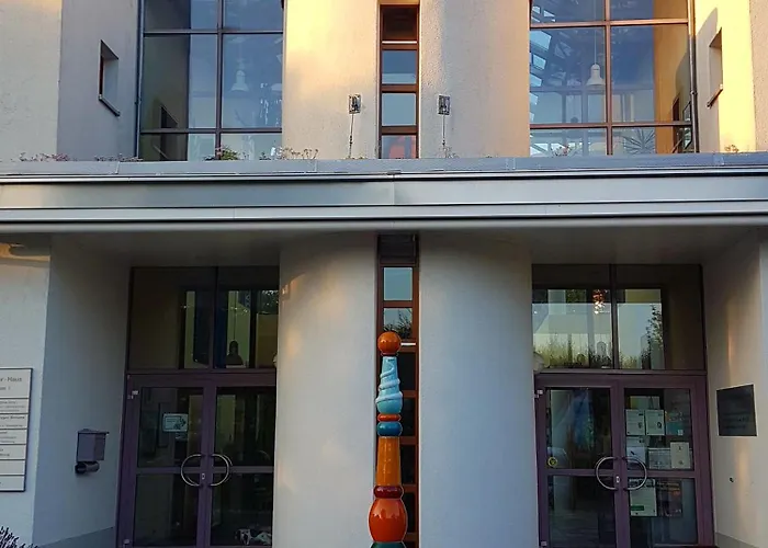 Sonnenschein Mit Pool *